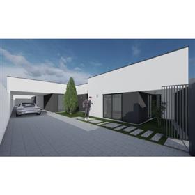 House T3+1 new luxury construction in the District of Santarém
