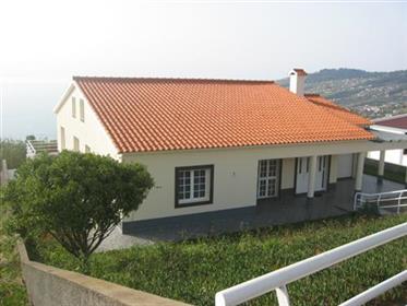 Vende-Se casa no Loreto - Ilha da Madeira