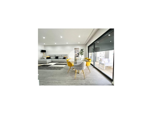 New T3 Apartment With Pool And Parking - Olhão
