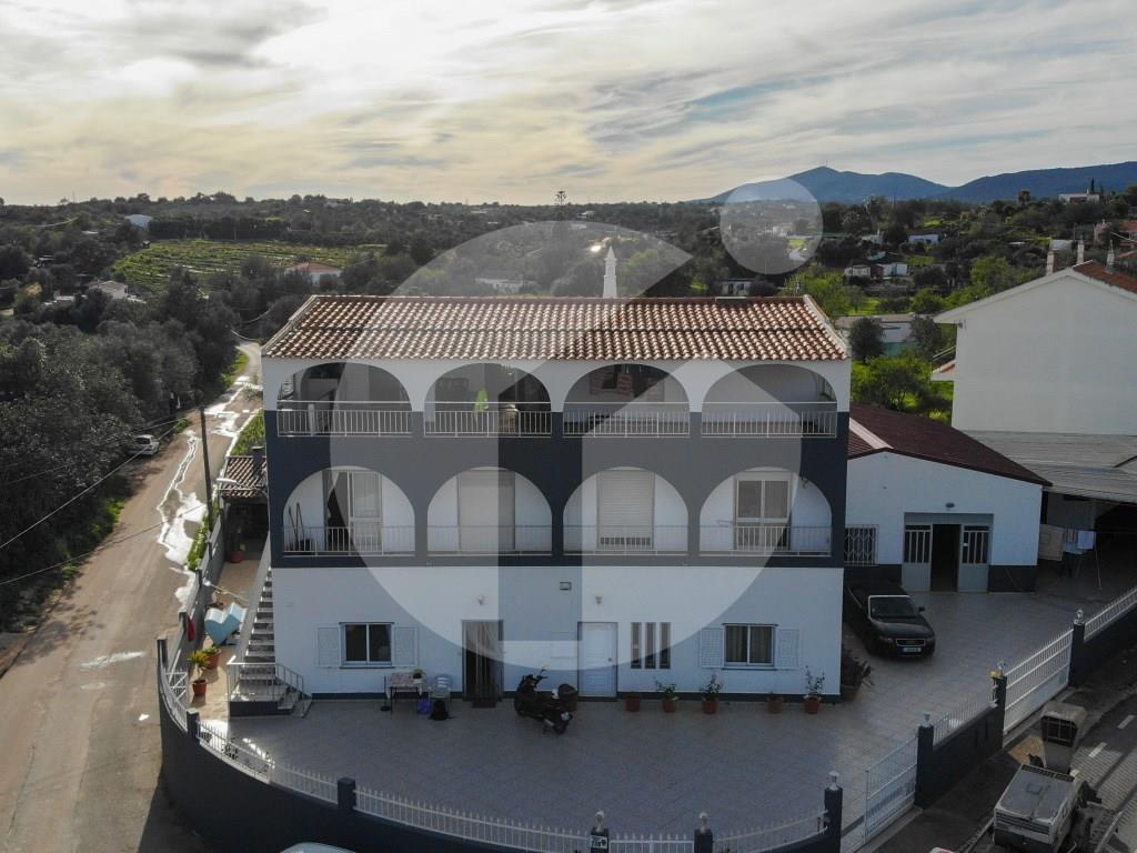 Villa with pool - Tavira