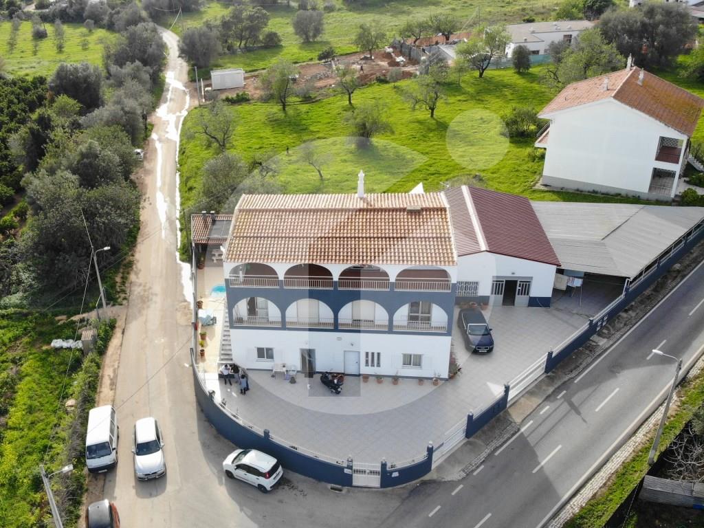 Villa with pool - Tavira