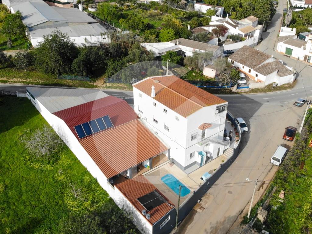 Villa with pool - Tavira