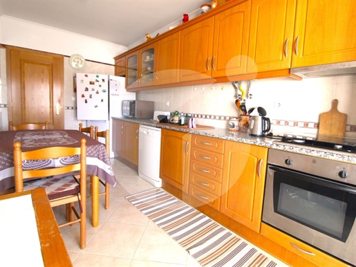 2 Bedroom Flat In The Centre Of Olhão