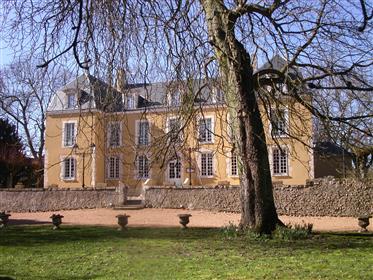 Slottet af Xviiii 130 km fra Paris