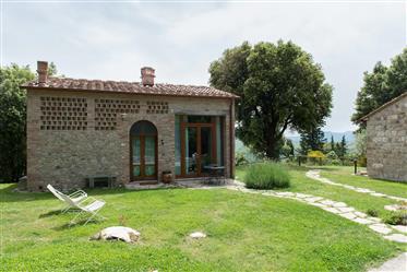 Barn with garden of 900 sqm for sale in a complex with shared swimming pool