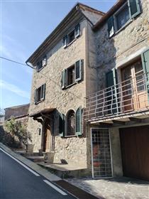 Beautiful Townhouse in the center of Orciatico