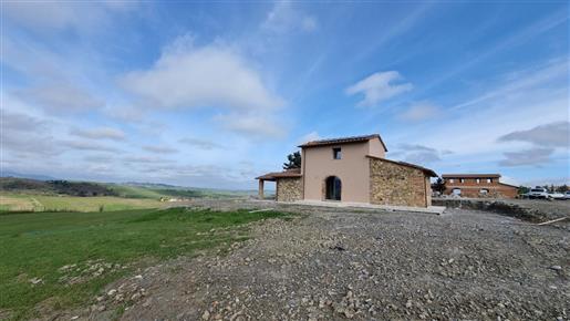 Villa with garden and pool in complex in the countryside of Volterra. Class A++