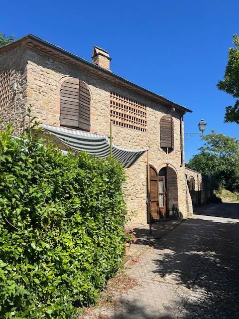 For sale 2 farmhouses with garden in the first countryside of Volterra.  