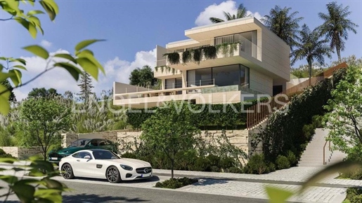 4 Bedroom Villa in Vila Nova de Gaia with River and Sea Views