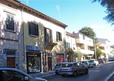 House with garage, garden in historic centre of Arezzo