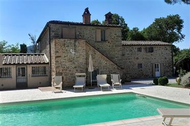 Restored villa with pool and guest house