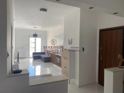 (Zum Verkauf) Wohnwohnung || Athen Süd/Nea Smyrni - 72 m², 1 Schlafzimmer, 265.000€