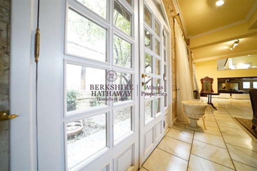 (For Sale) Residential Maisonette || Athens Center/Athens - 495 Sq.m, 3 Bedrooms, 2.700.000€