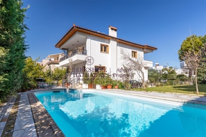Villa résidentielle || Athens South/Alimos - 287 m², 4 chambres, 1.600.000€