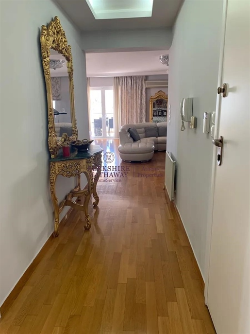 (For Sale) Residential Floor Apartment || Athens South/Palaio Faliro - 170 Sq.m, 4 Bedrooms, 780.000