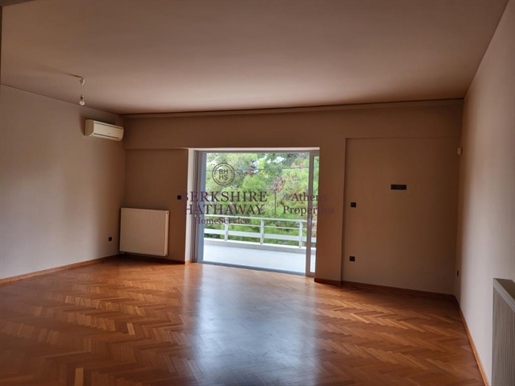 (Zum Verkauf) Wohnwohnung || Athen Nord/Kifissia - 130 m², 2 Schlafzimmer, 400.000€