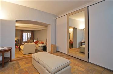 103 kvm luxury apartment village center - 'La Ponche'