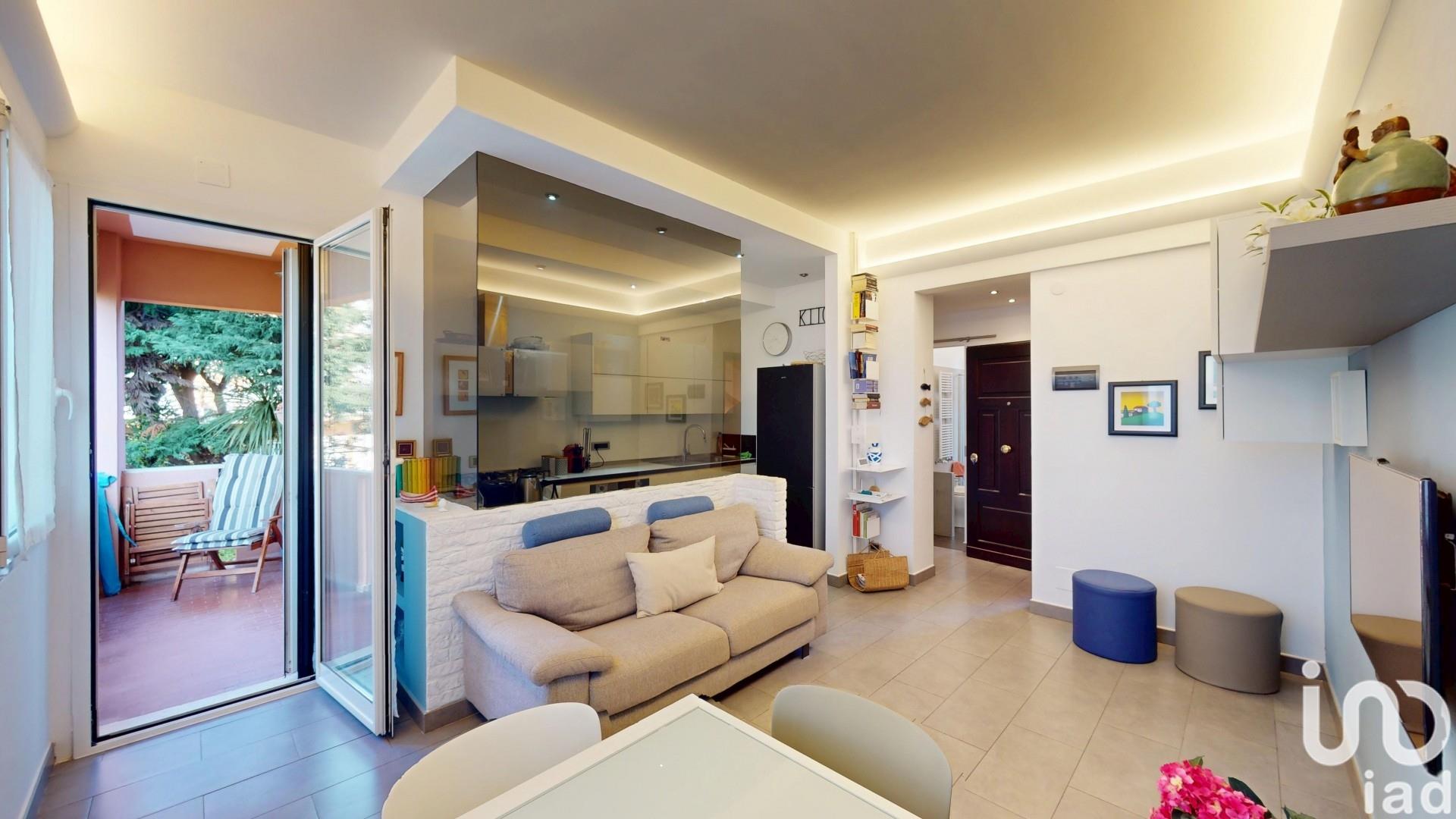 Purchase: Apartment (16011)