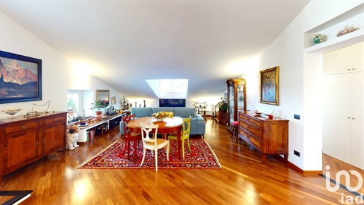 Vendita Appartamento 141 m² - 2 camere - Arenzano