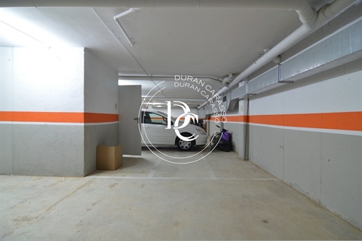 Purchase: Parking area (08870)