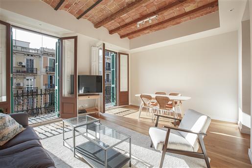 Promotion De 7 Appartements De Style Moderniste Dans Le Quadrat D’Or De Barcelone