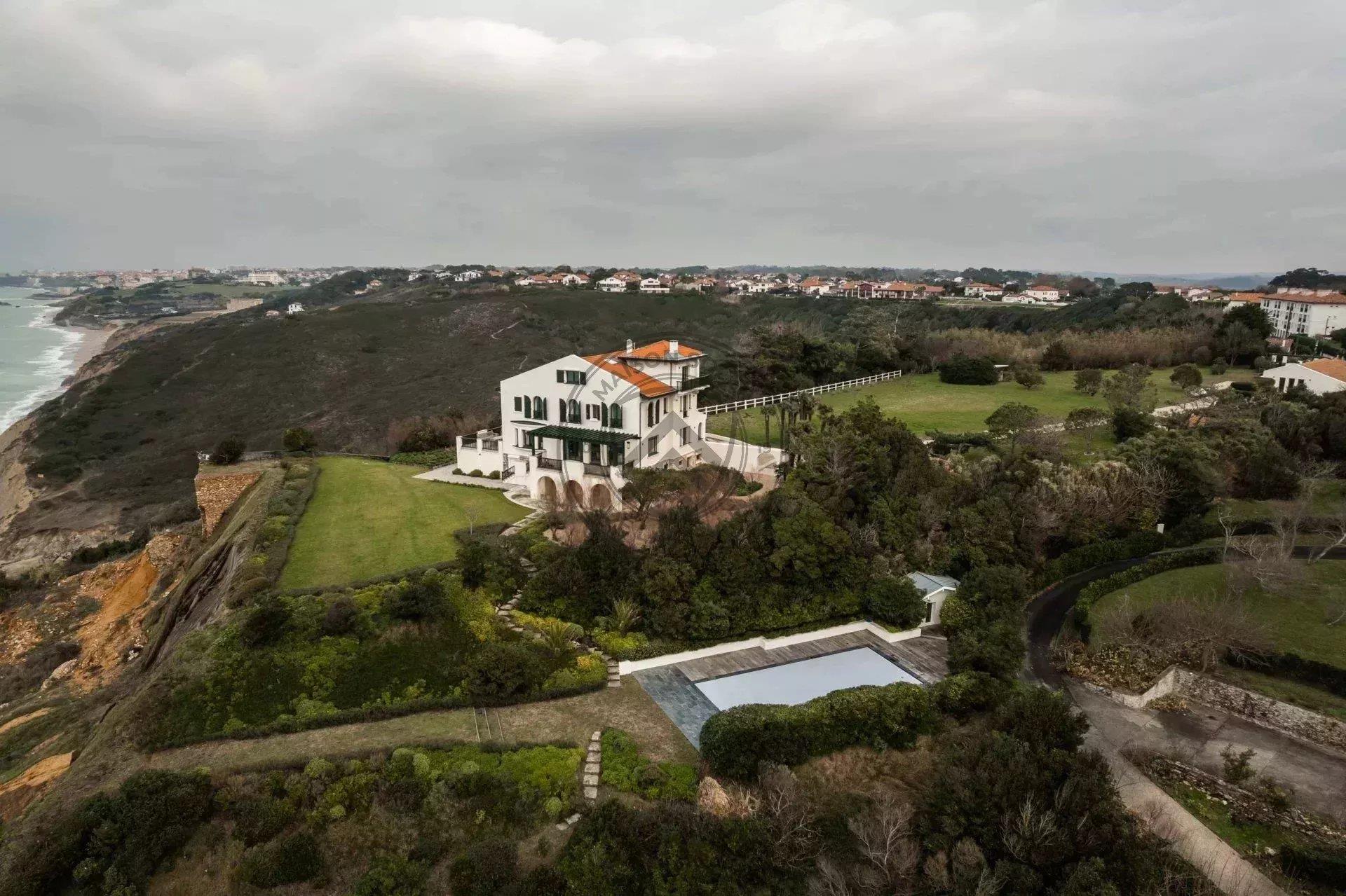 Exceptional frontline home in the Basque Country | Bidart