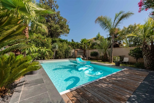 Splendide maison familiale de 431 m2 avec jardin, garage et piscine | Côte-Pavée, Toulouse