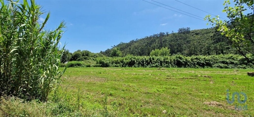 Terrain à Carvoeira de 2187,00 m²