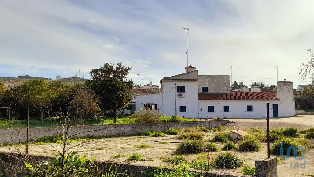 Fifth with 6 Rooms in Caia, São Pedro e Alcáçova with 802,00 m²