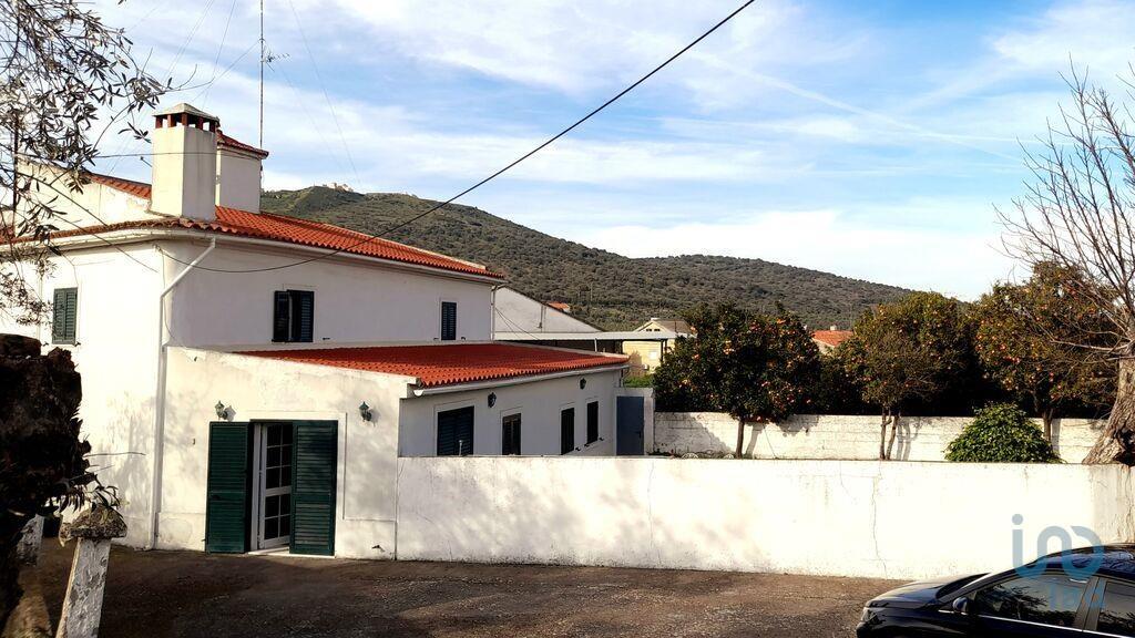 Fifth with 6 Rooms in Caia, São Pedro e Alcáçova with 802,00 m²