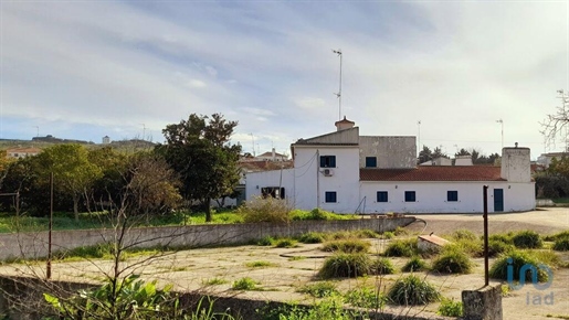 Fifth with 6 Rooms in Portalegre with 802,00 m²