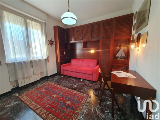 Sale Apartment 103 m² - 3 bedrooms - Arenzano