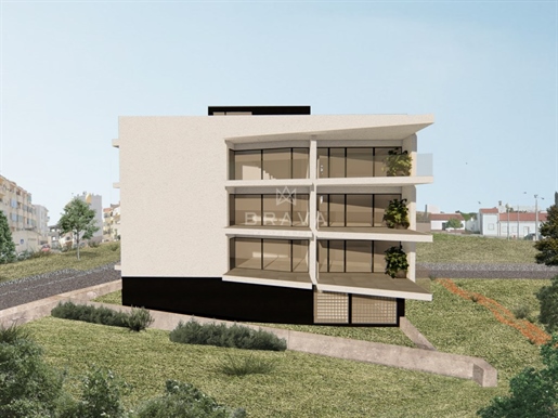 Perceel met project voor de bouw van het gebouw in Pêra
