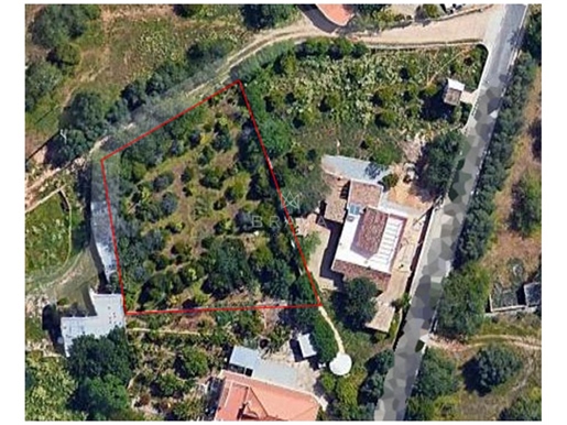 Stedelijk land met project voor 2 luxe villa's | Santa Bárbara de Nexe