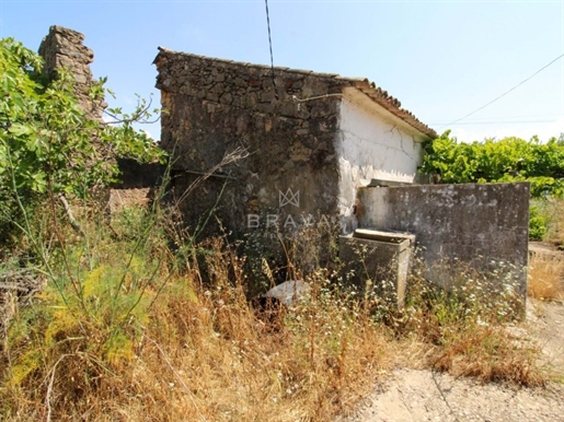 House to rebuild in Picota, in Boliqueime | Land of 2061m2