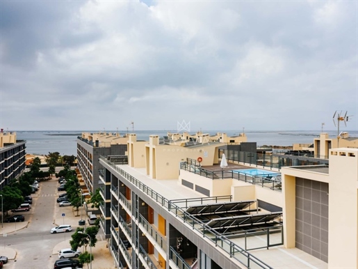Appartement de 3 chambres à vendre à Olhão Marina Couverture de piscine communautaire | Vue panorami