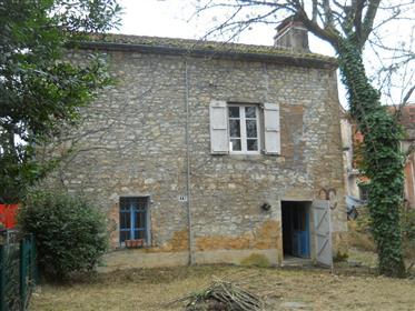 Kamienny dom do remontu w pobliżu Cahors
