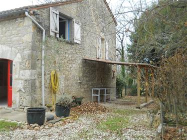 Casa de pedra para renovar perto de Cahors