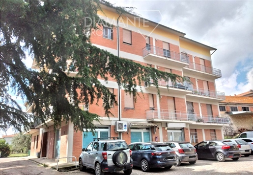 Purchase: Apartment (06061)