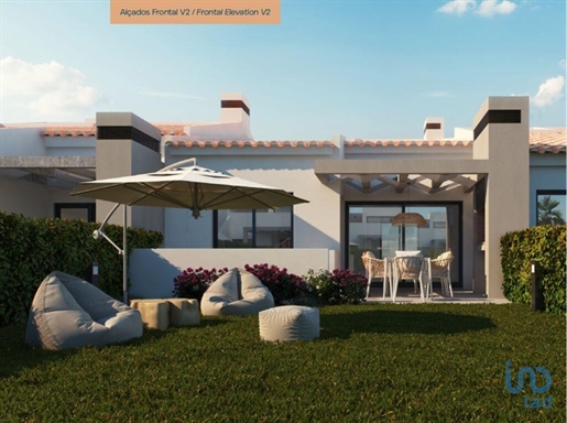 Home / Villa with 2 Rooms in Faro with 111,00 m²