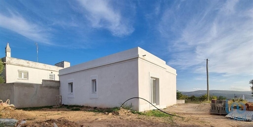 Home / Villa with 3 Rooms in Querença, Tôr e Benafim with 120,00 m²