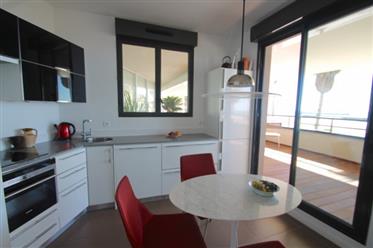  Luxe Terras-appartement aan de rand van Sète Beach 