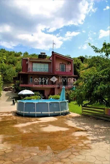 (For Sale) Residential Maisonette || Messinia/Messini - 285 Sq.m, 7 Bedrooms, 500.000€
