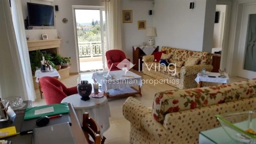 (For Sale) Residential Maisonette || Messinia/Aipeia - 220 Sq.m, 4 Bedrooms, 450.000€