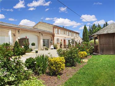 Beautiful Toulouse Property with Gîtes de rapport