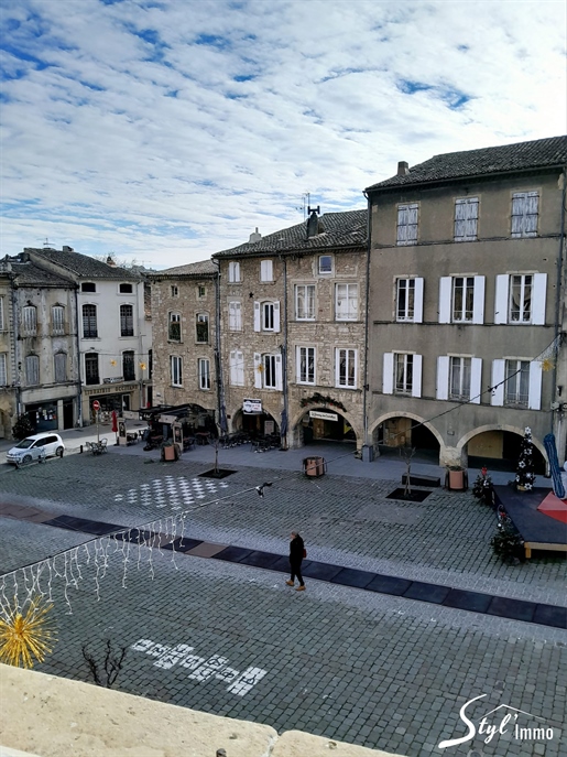 Large T3 city centre of Bagnols sur Cèze - Gard 30