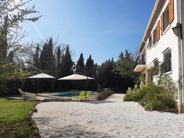 Villa 220 m²  5 chambres sur 1900 m² terrain 