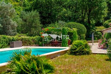 Schitterende villa van 154M² woonoppervlak, zwembad, 2000M² grond