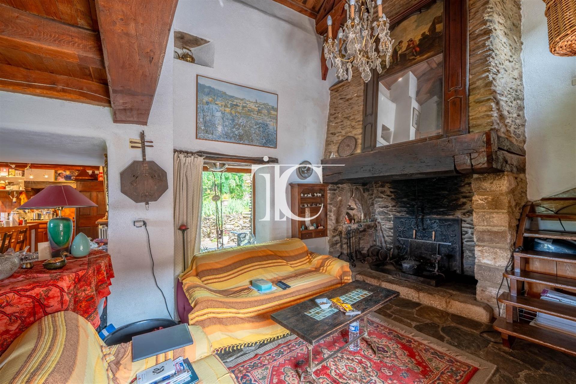 Cevennes farmhouse with land and swimming pool 