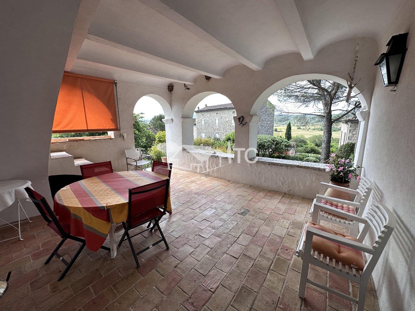 Charming 18th-century property, 270m² living space